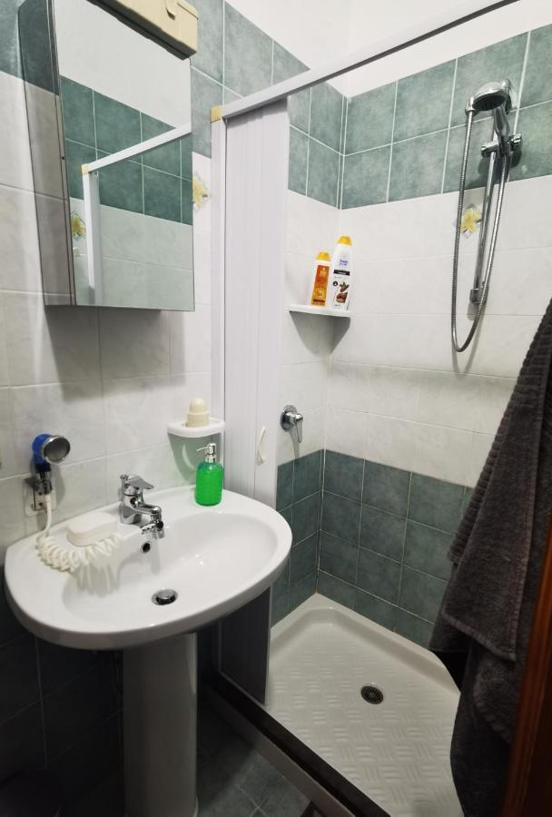 Appartamento Central Липари Екстериор снимка